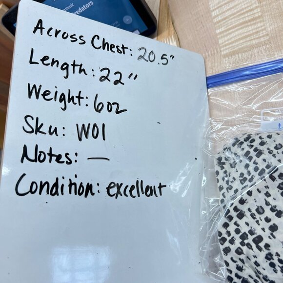 THML Brush Animal Print Smocked Ruffle Blouse Ivory Black Size Medium - Picture 12 of 12